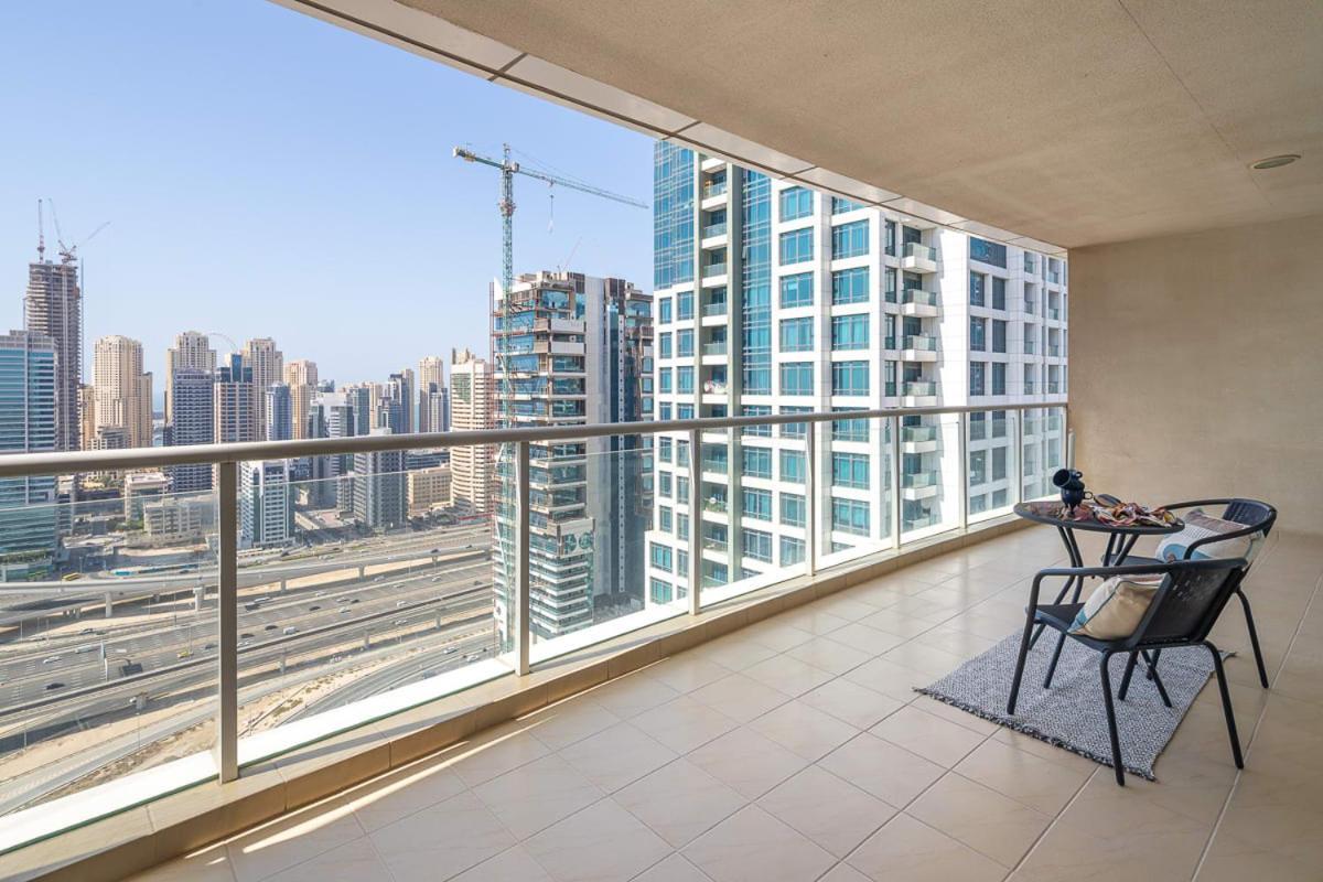 Frank Porter - Laguna Tower Dubái Exterior foto